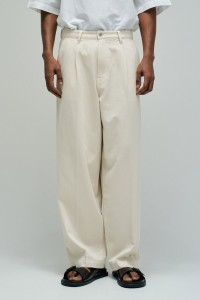 CAL�AS LOOSE FIT