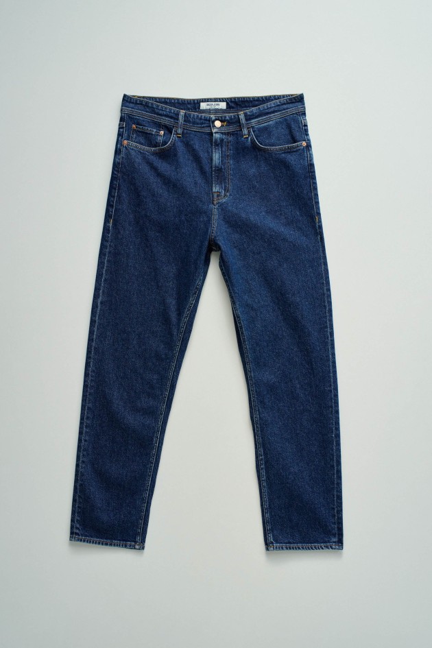 RELAXED FIT JEANS