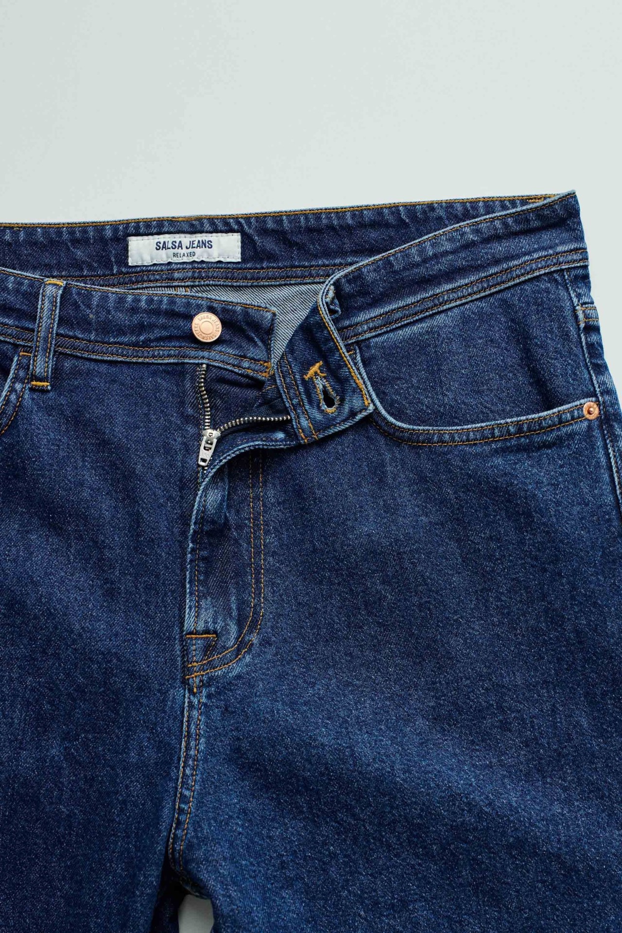 JEANS RELAXED FIT