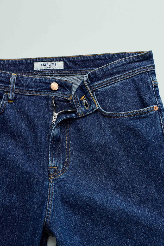 RELAXED FIT JEANS