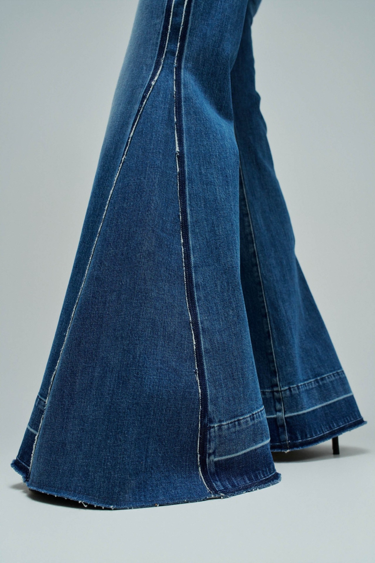 JEAN FAITH PUSH IN FLARE