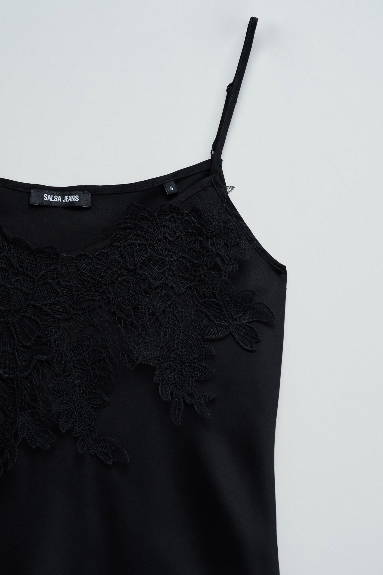 SATIN TOP WITH LACE