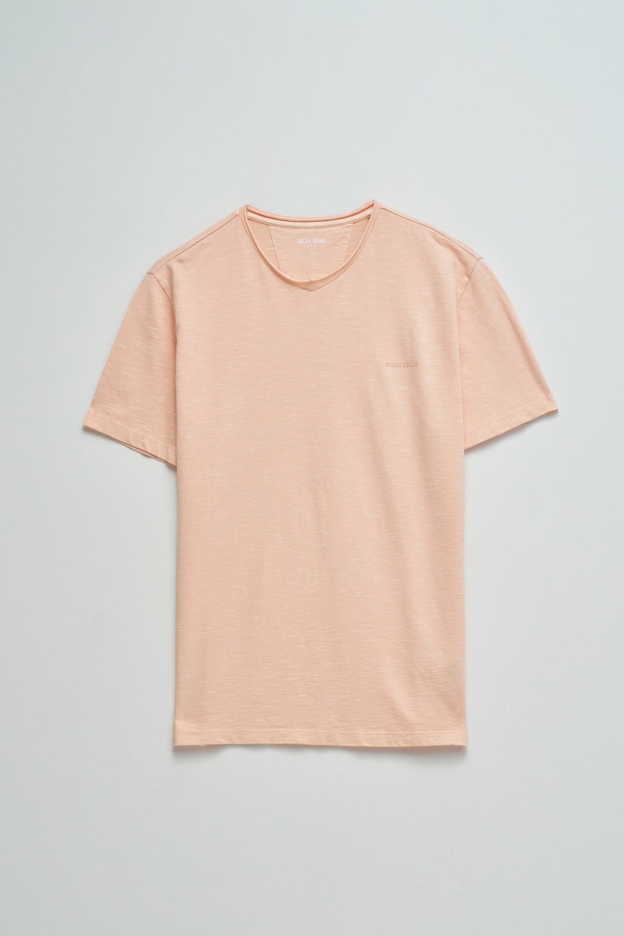 T-SHIRT COM BRANDING