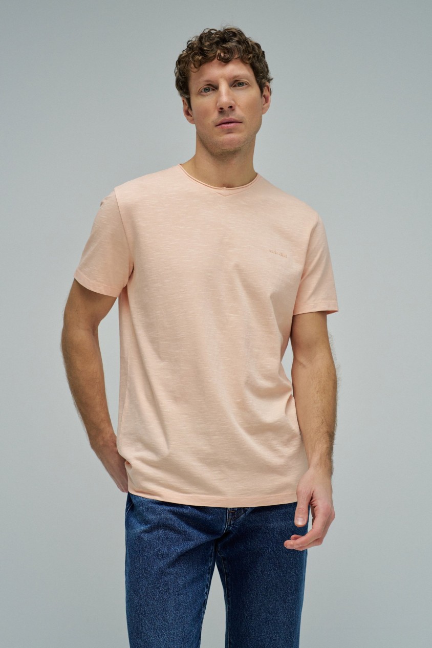 T-SHIRT WITH BRANDING