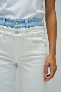 FAITH PUSH IN STRAIGHT JEANS