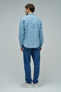 CAMISA EM DENIM LEVE