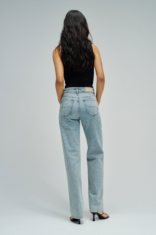 JEANS TRUE STRAIGHT