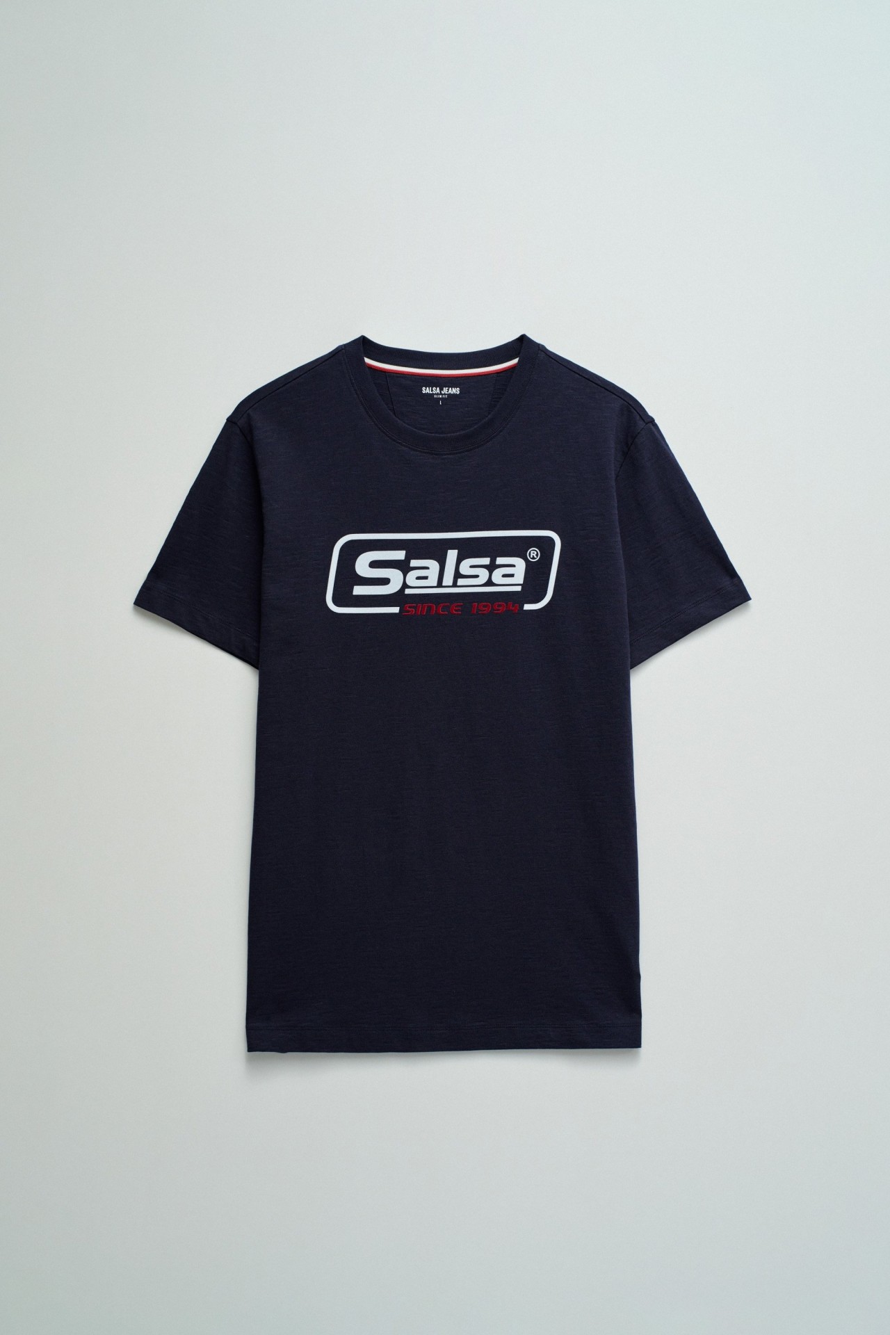 T-SHIRT WITH BRANDING
