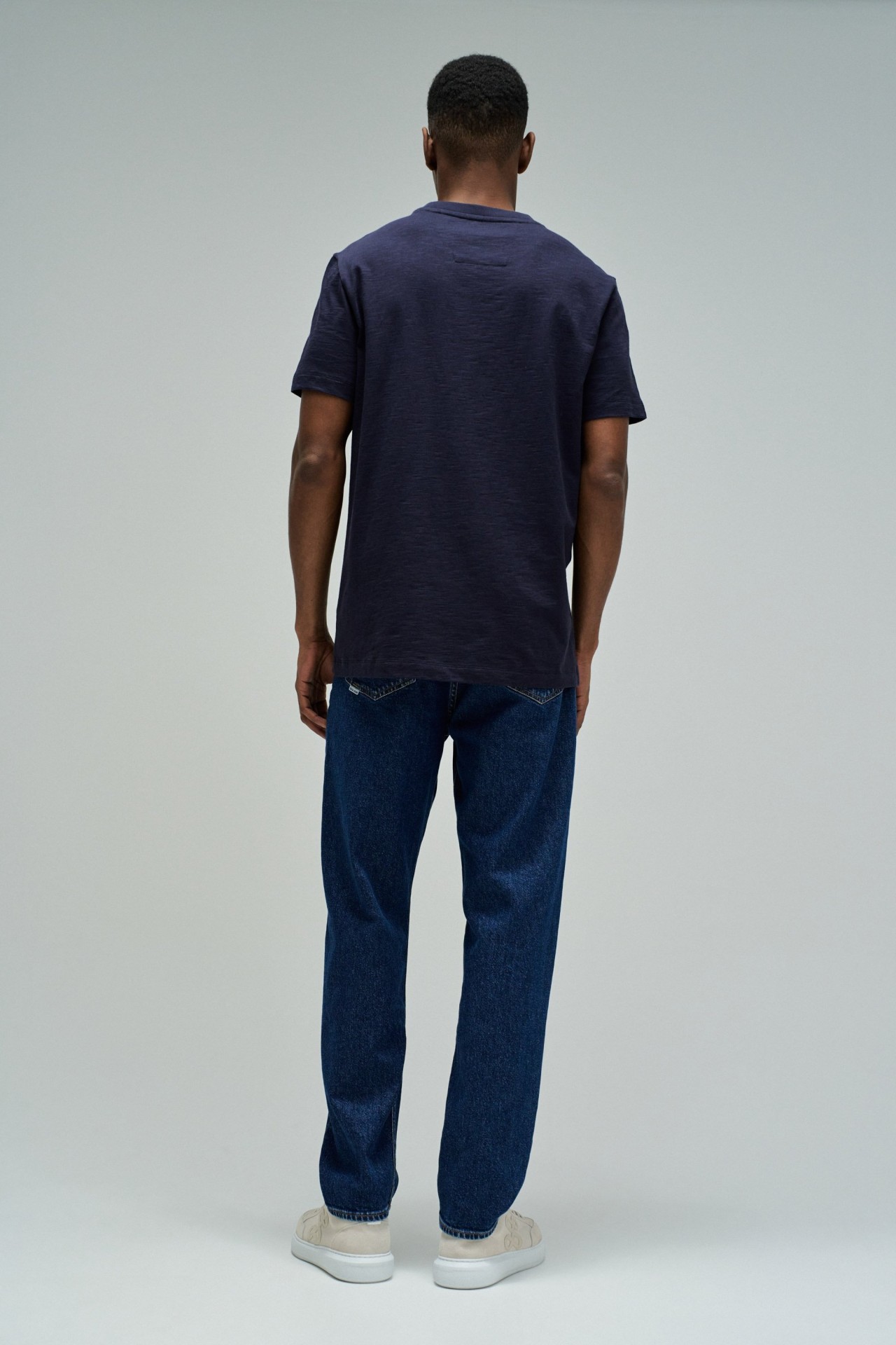 T-SHIRT WITH BRANDING
