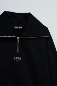 SWEATSHIRT AVEC MI-FERMETURE