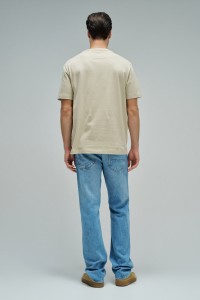 T-SHIRT AVEC BRANDING