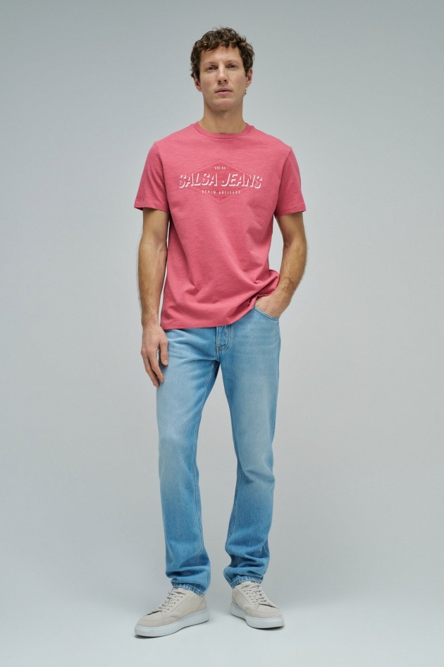 T-SHIRT WITH BRANDING