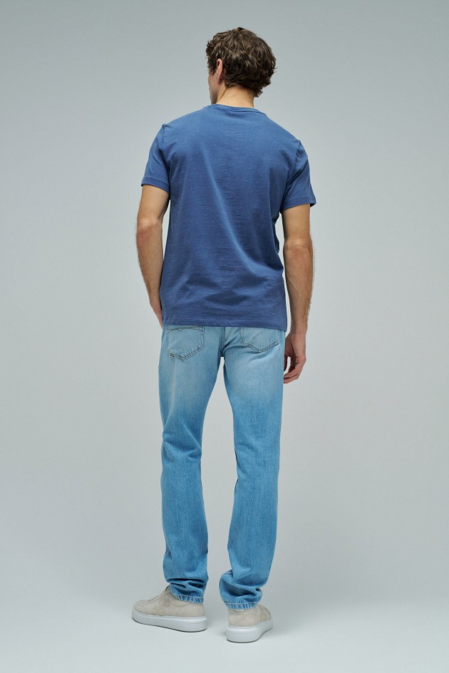 T-SHIRT COM BRANDING