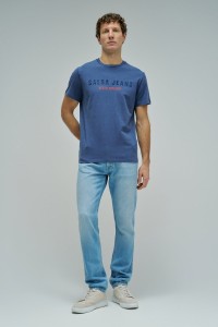 T-SHIRT WITH BRANDING