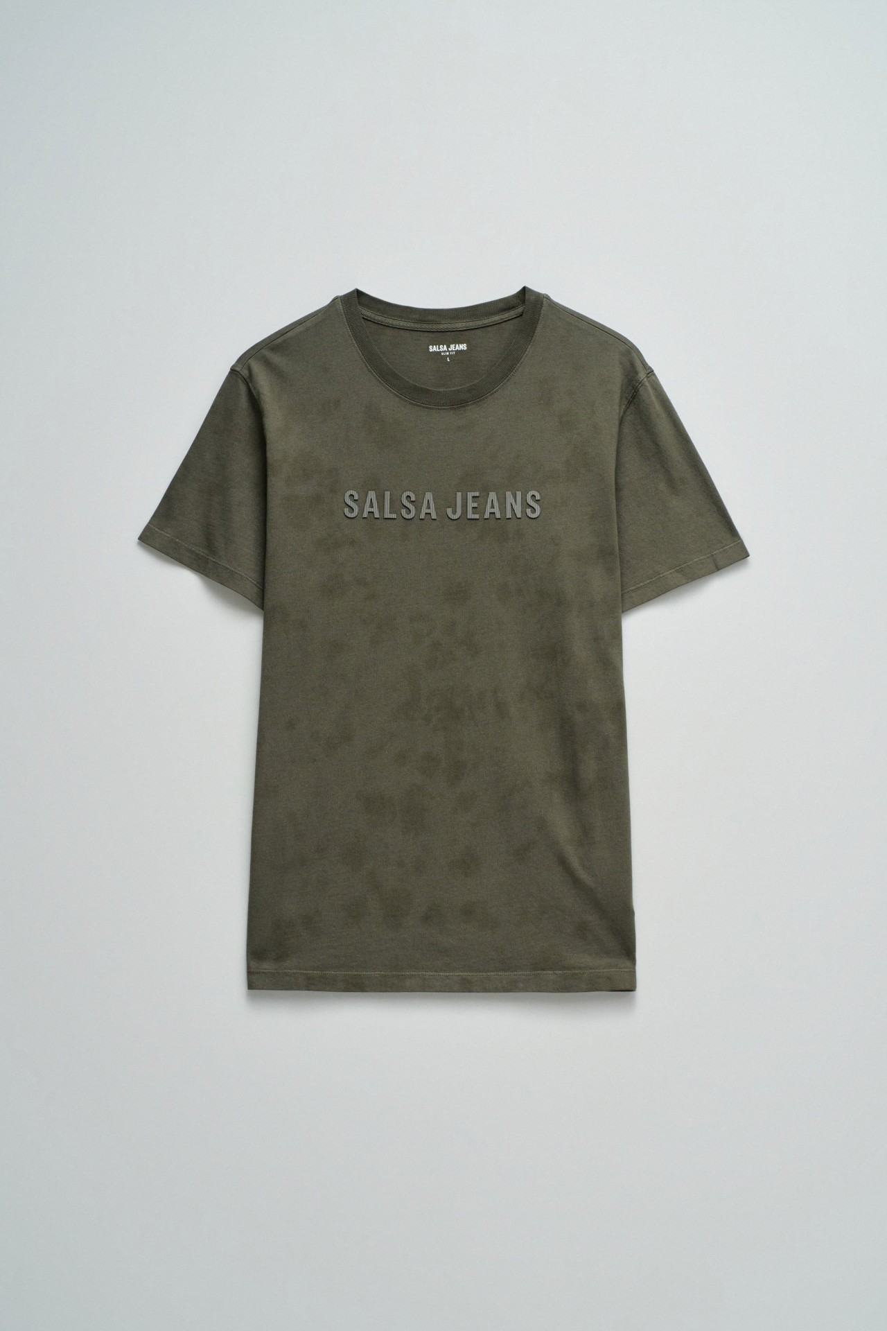 T-SHIRT WITH BRANDING