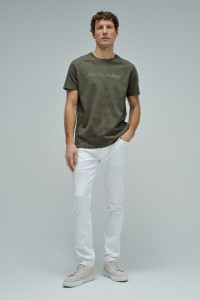 T-SHIRT WITH BRANDING