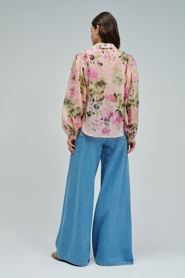 CAMISA COM PADRÃO FLORAL