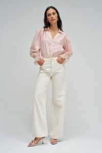 CAMISA COM RENDA