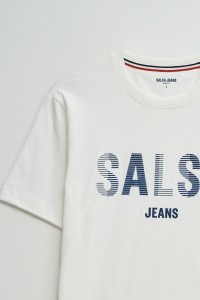 T-SHIRT WITH BRANDING