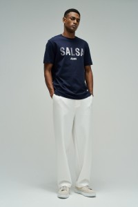 T-SHIRT WITH BRANDING