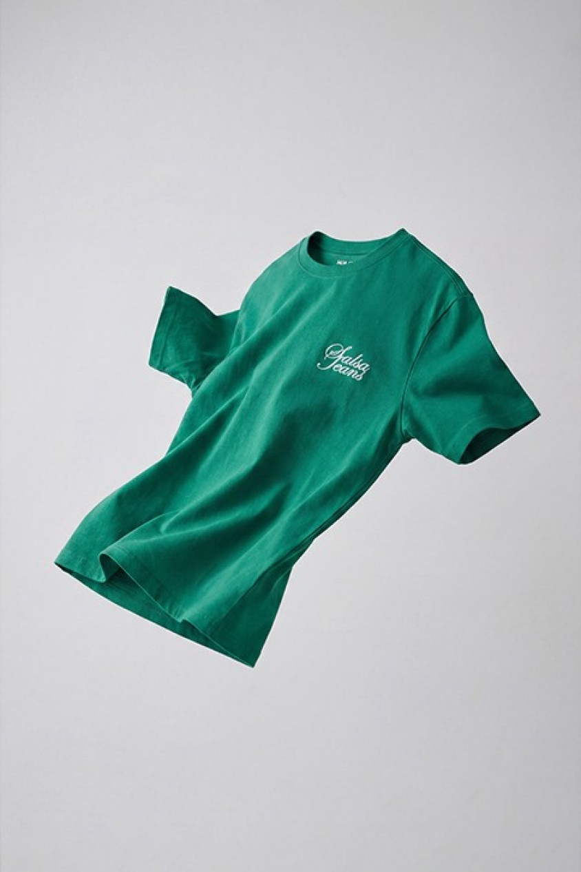 T-SHIRT COM BRANDING
