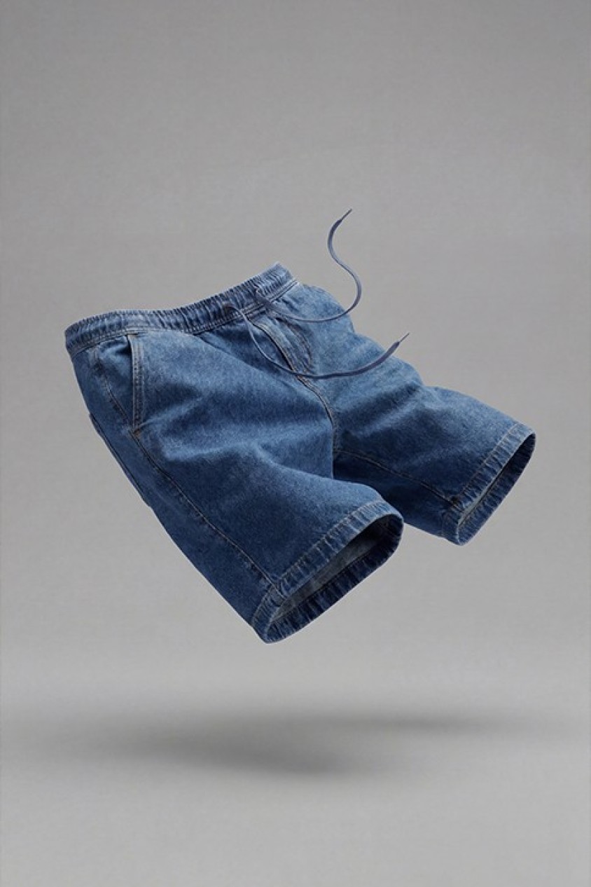 CAL��ES JOGGERS EM DENIM LEVE