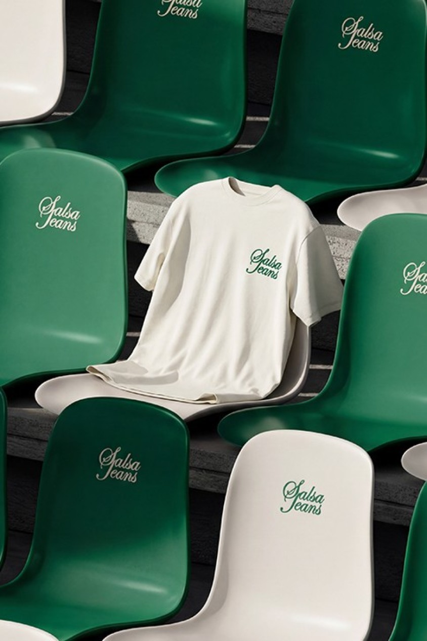 T-SHIRT COM BRANDING