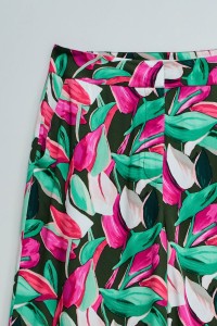 CAL�AS REGULAR FIT COM PADR�O FLORAL
