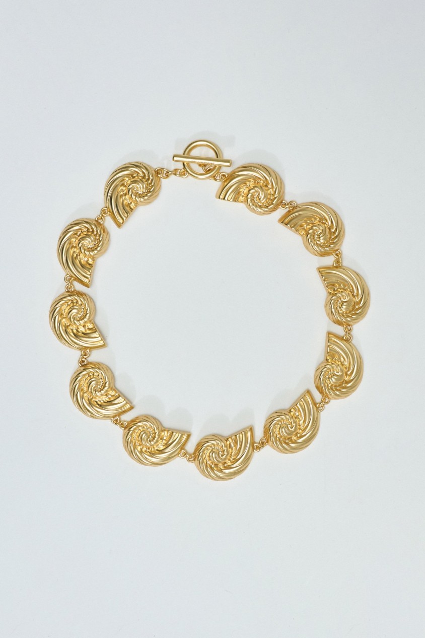 SHELL NECKLACE