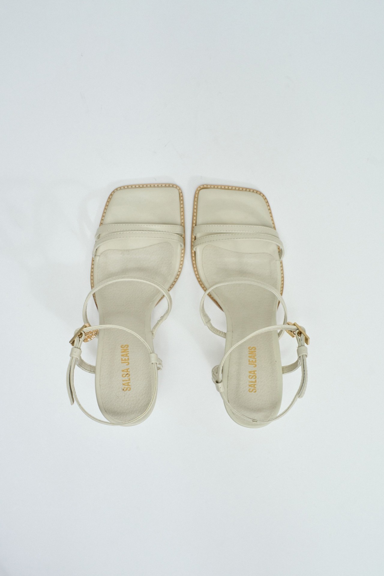 LEATHER SANDALS