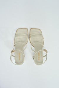LEATHER SANDALS