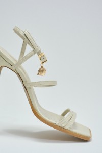 LEATHER SANDALS