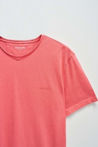 T-SHIRT WITH DYEING AND BRANDING