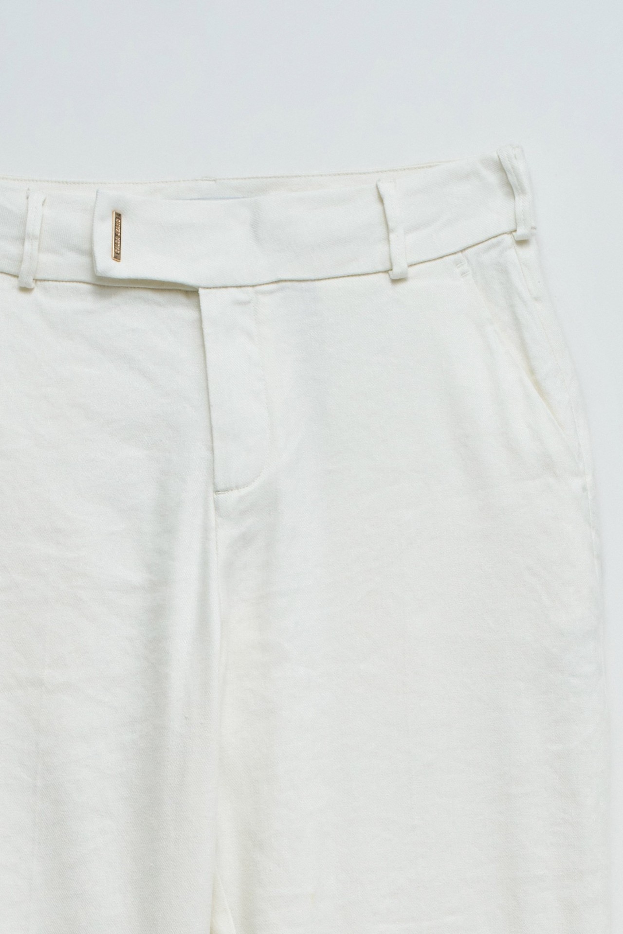 CALÇAS CHINO FLARE COM LINHO