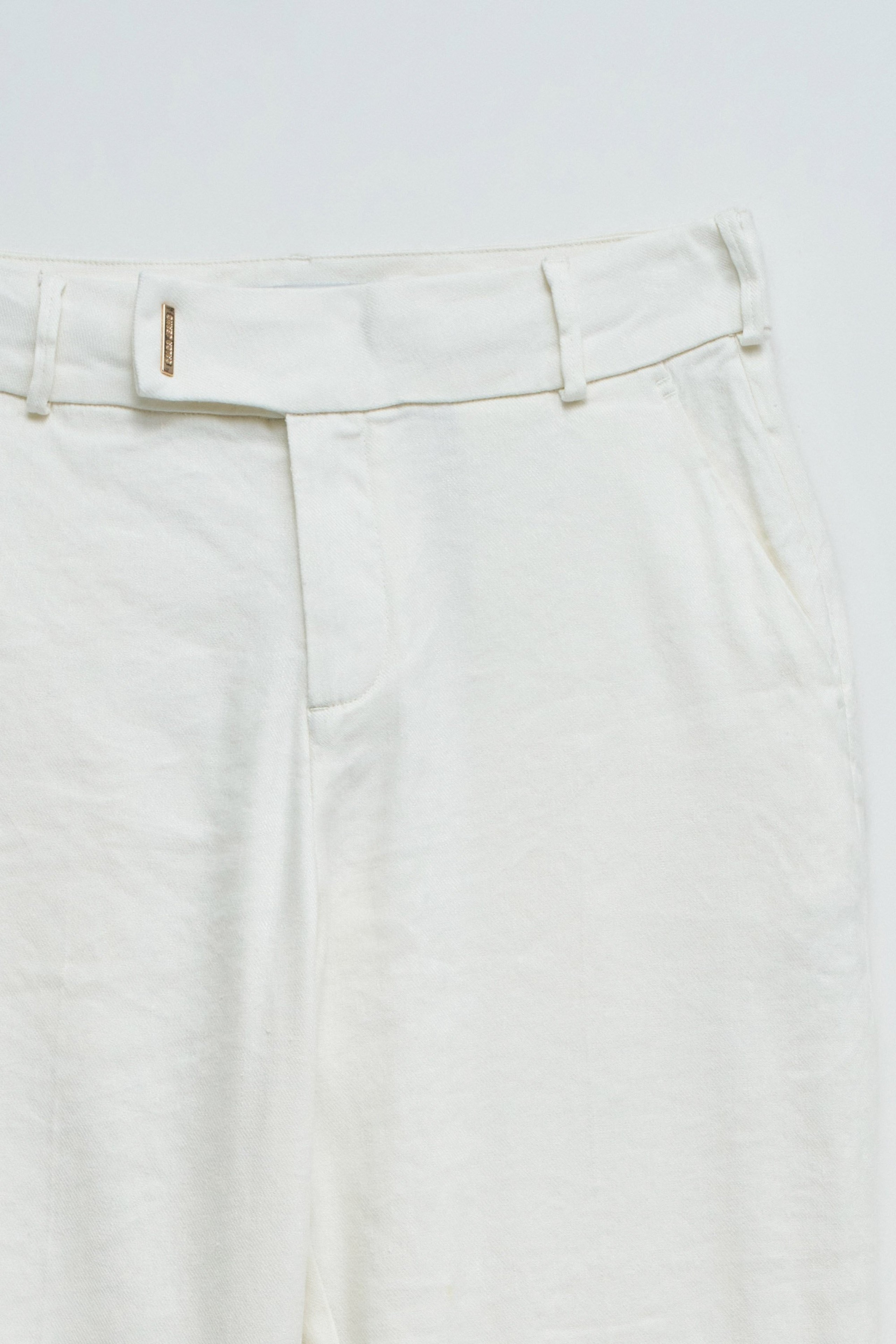 CALÇAS CHINO FLARE COM LINHO