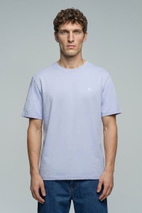 T-SHIRT MET MERKOPDRUK