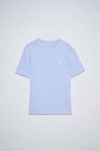 T-SHIRT MET MERKOPDRUK
