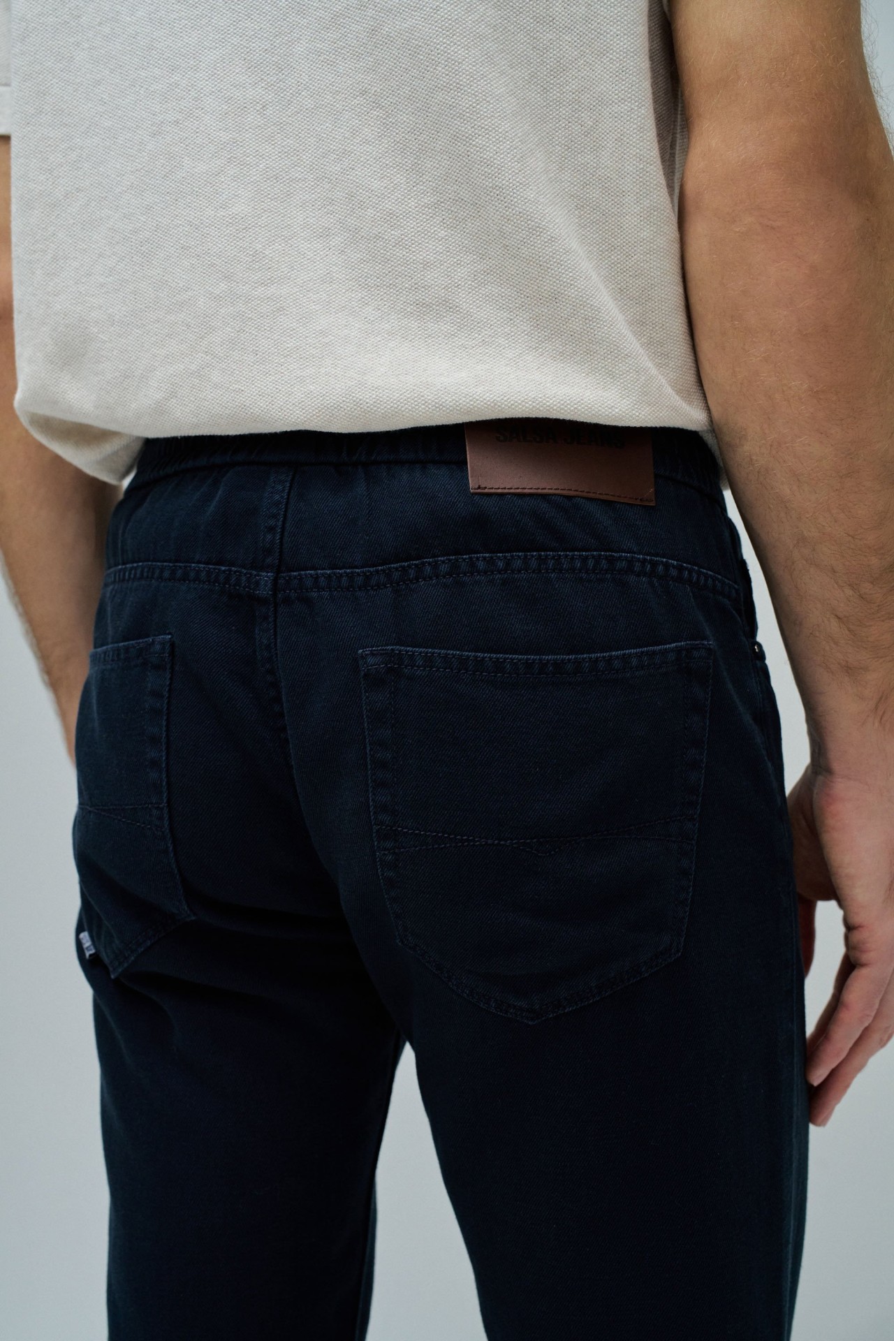 CAL�AS JOGGERS COM LINHO
