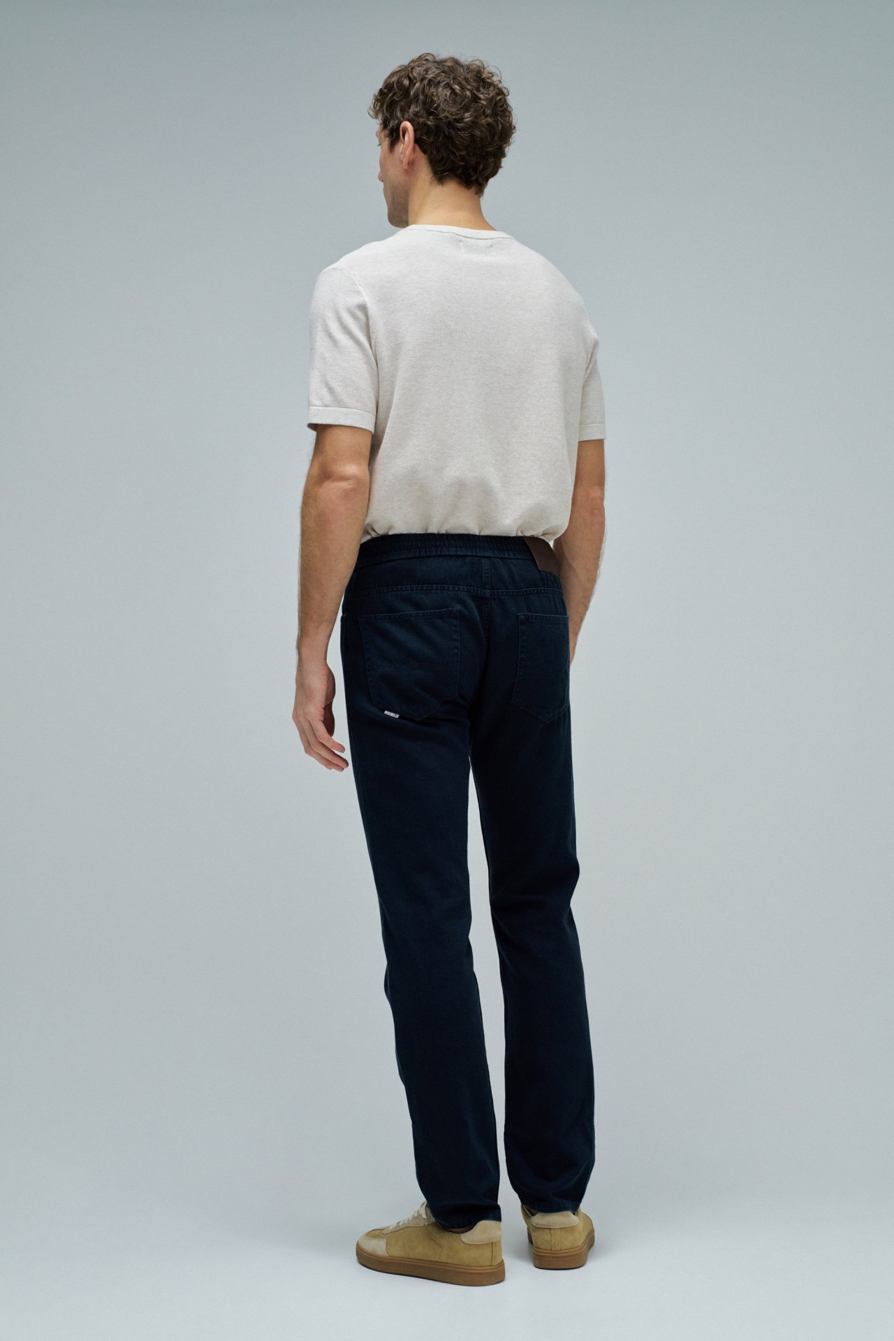 CAL�AS JOGGERS COM LINHO