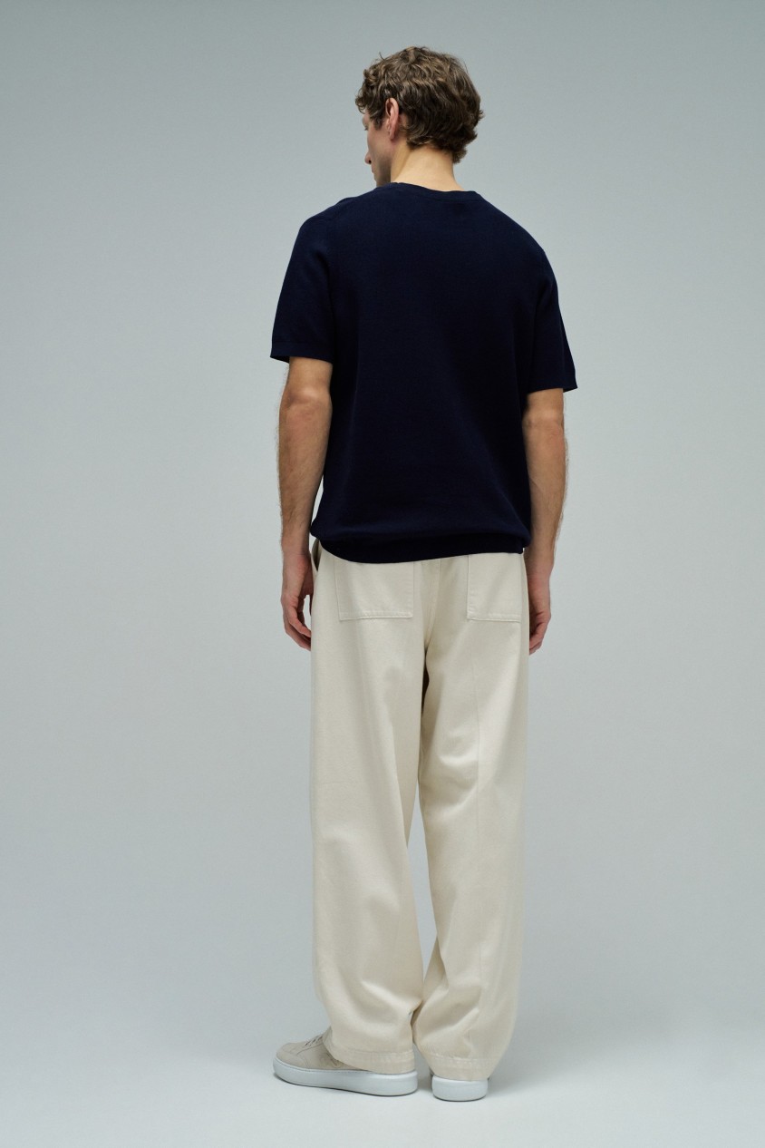 T-SHIRT EN MAILLE TRICOTÉE