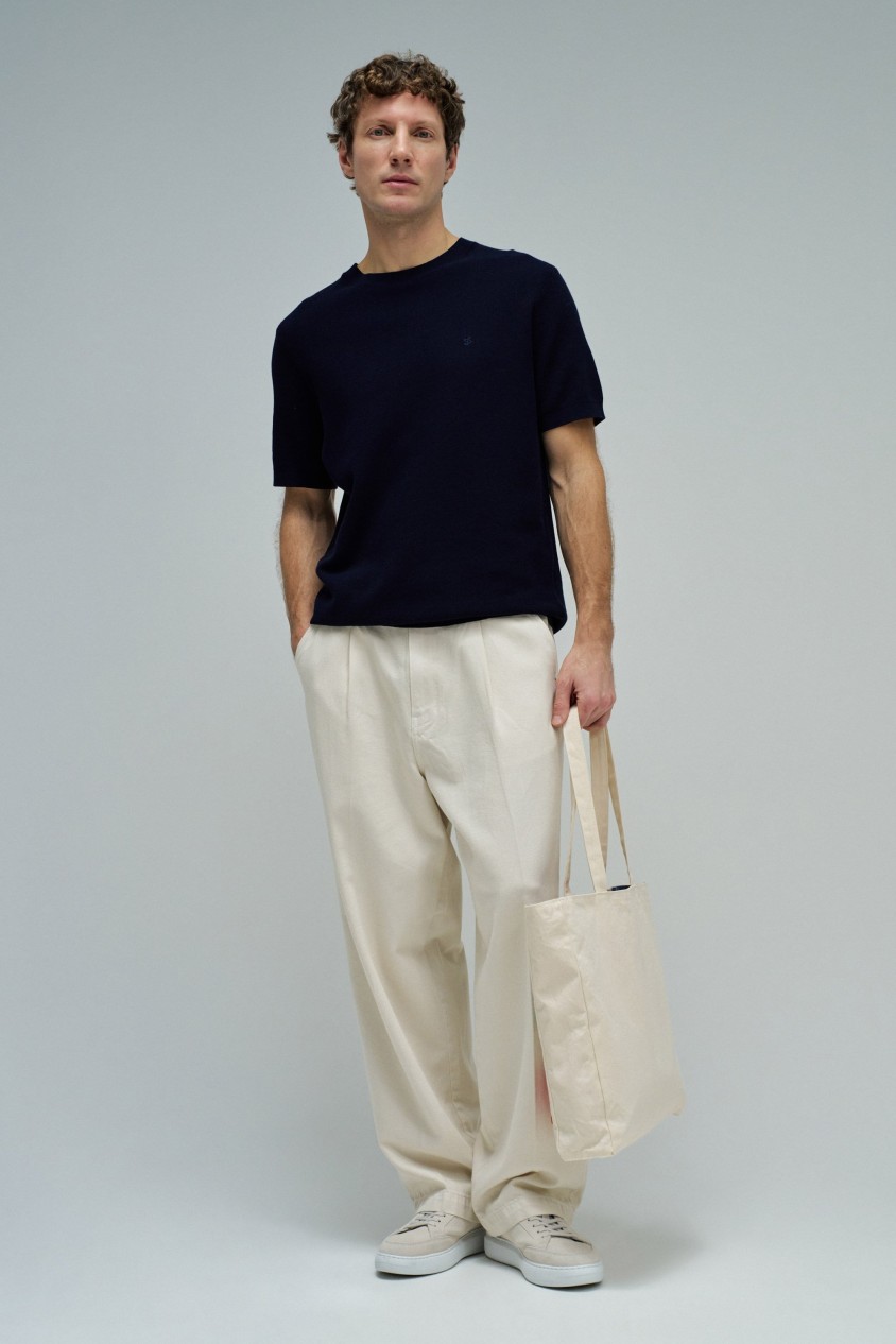 T-SHIRT EN MAILLE TRICOTÉE