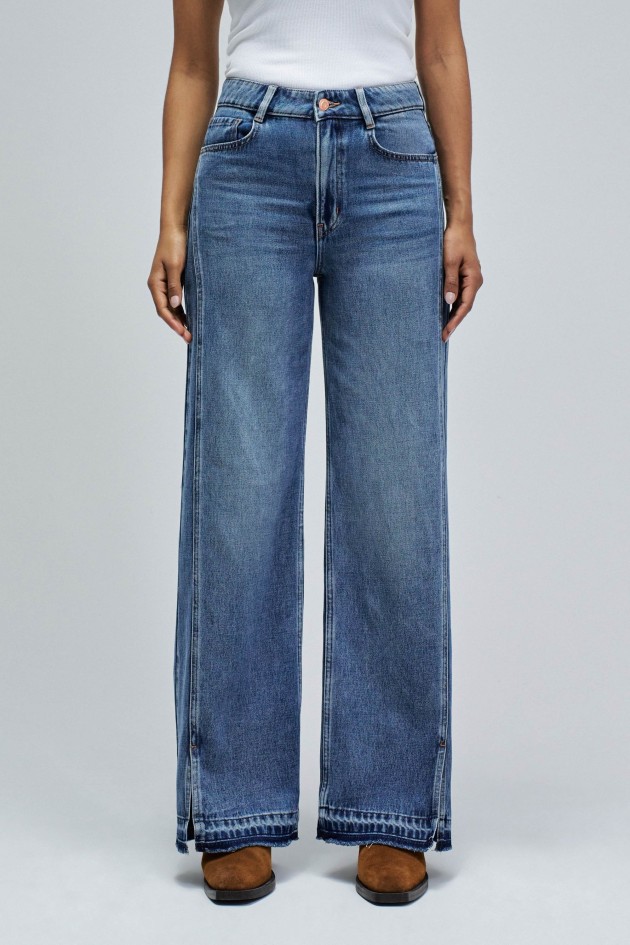 WIDE LEG JEANS