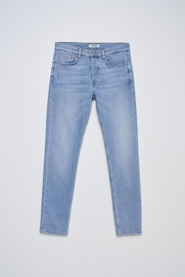 SLIM FIT JEANS
