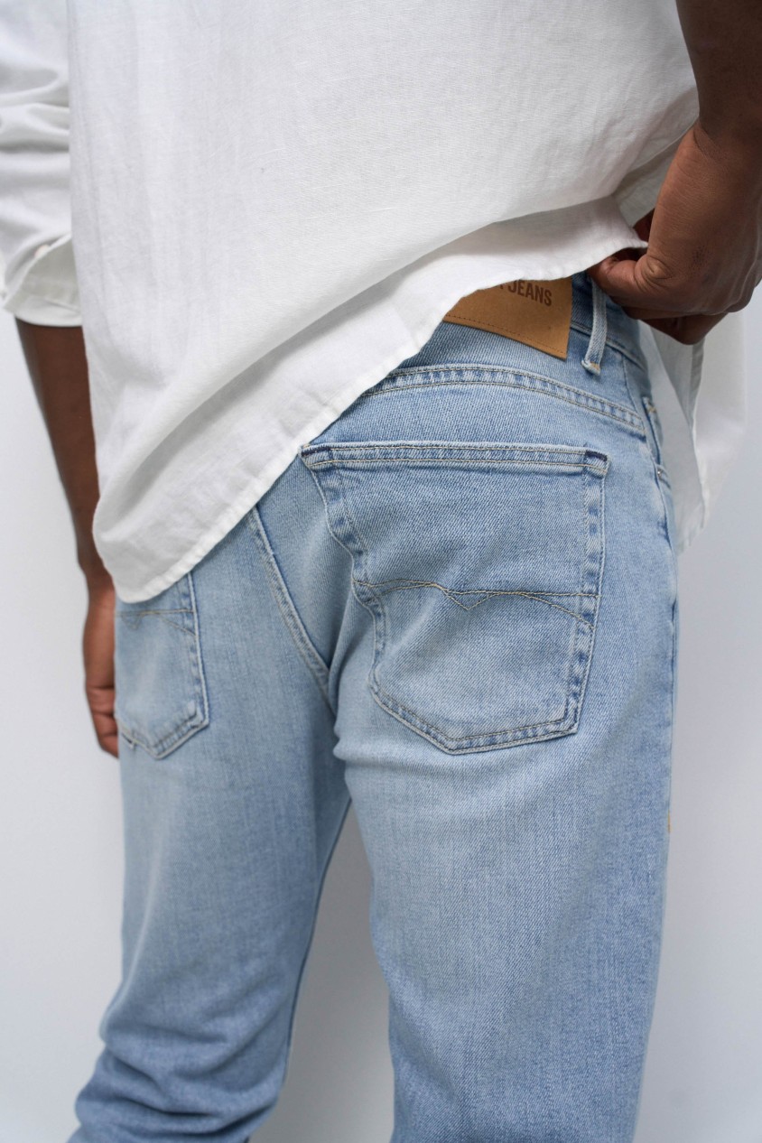 VAQUEROS SLIM FIT