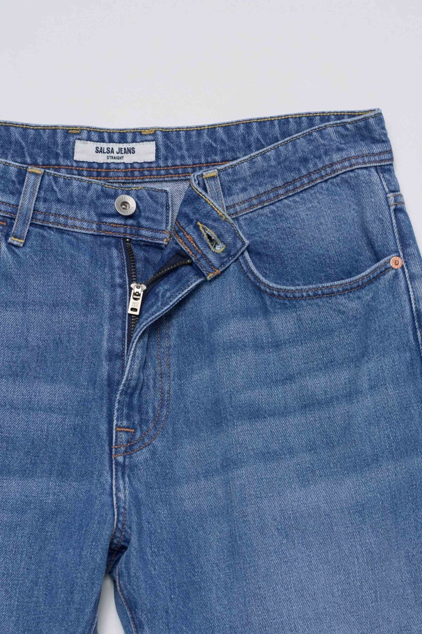 STRAIGHT-FIT-JEANS