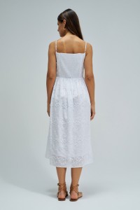 ROBE MIDI AVEC BRODERIES