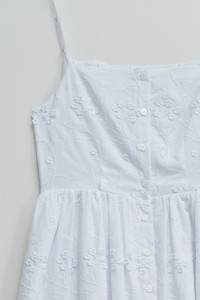 ROBE MIDI AVEC BRODERIES