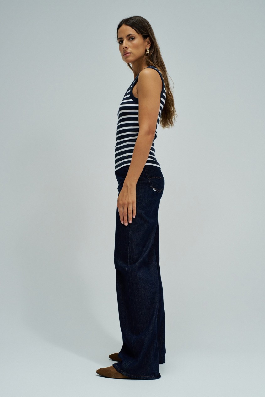 BASIC STRIPED TOP