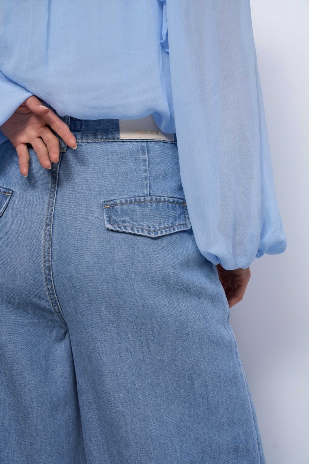 CALÇAS CHINO EM LIGHTDENIM COM PERNA WIDE