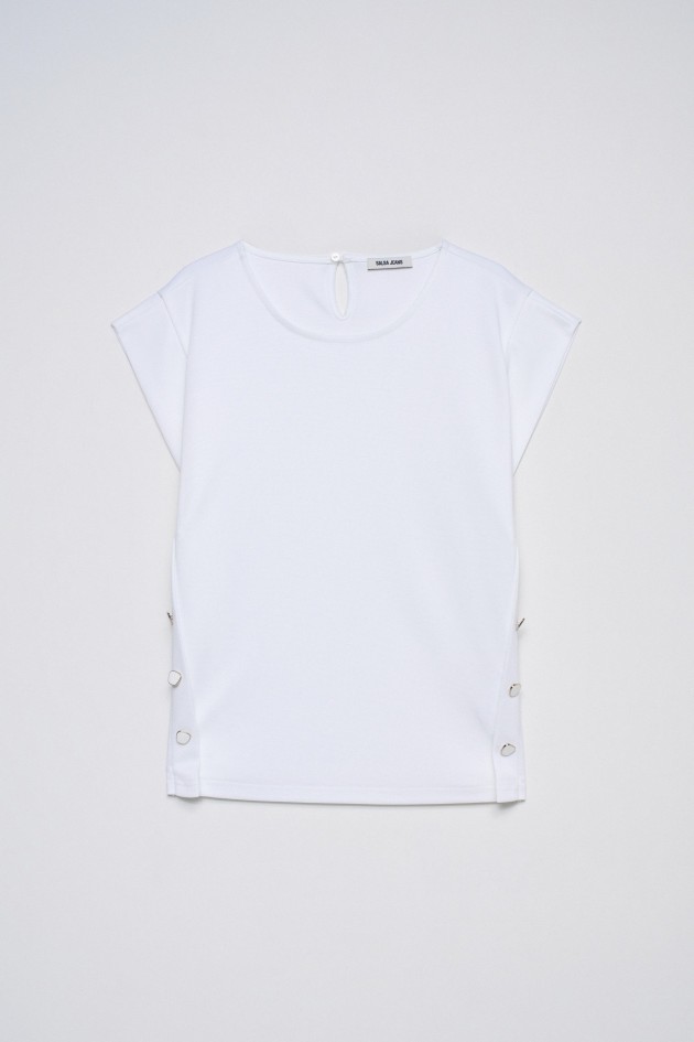 T-SHIRT COM BOTÕES